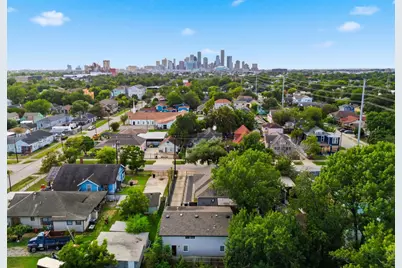 109 Bryan Street, Houston, TX 77011 - Photo 36
