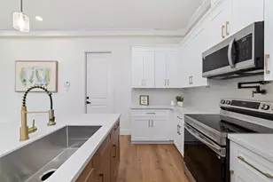 5811 Outer Banks St, Houston, TX 77091 - Photo 12