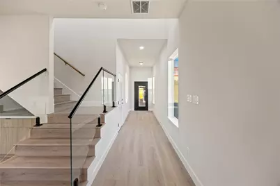 2021 Wilburforce Street W, Houston, TX 77091 - Photo 4