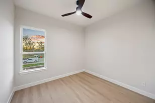 2021 Wilburforce Street W, Houston, TX 77091 - Photo 24