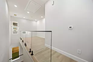 2021 Wilburforce Street W, Houston, TX 77091 - Photo 12