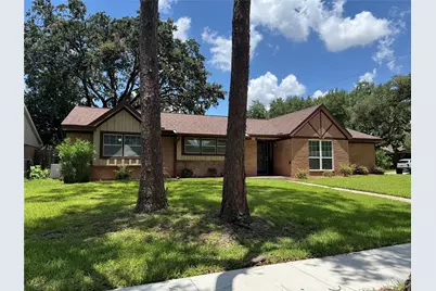 5902 Arboles Drive, Houston, TX 77035 - Photo 2