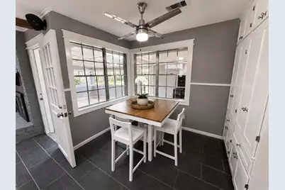 5902 Arboles Drive, Houston, TX 77035 - Photo 8
