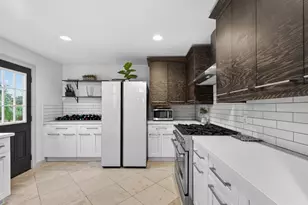 2522 Baycrest Dr, Houston, TX 77058 - Photo 12