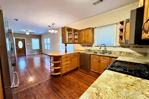 2614 Beauchamp St, Houston, TX 77009 - Photo 6
