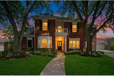 4110 Alice Drive, Sugar Land, TX 77478 - Photo 2