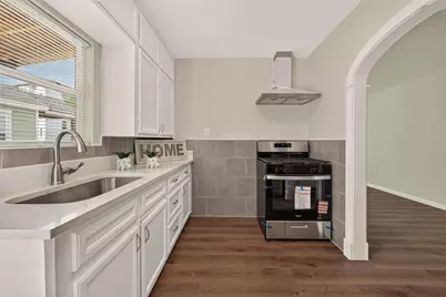 5140 Polk St, Houston, TX 77023 - Photo 16