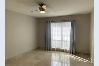 2600 Bellefontaine Street #B11, Houston, TX 77025 - Photo 12