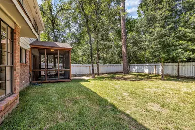 259 E Rainbow Ridge Circle, The Woodlands, TX 77381 - Photo 38