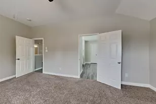 21884 Whispering Forest Dr, Kingwood, TX 77339 - Photo 6