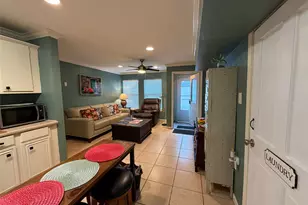 2808 Columbia St, Houston, TX 77008 - Photo 12