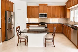 822 Floriencia St, Sugar Land, TX 77479 - Photo 4