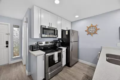 7600 Seawall Boulevard #209, Galveston, TX 77551 - Photo 16