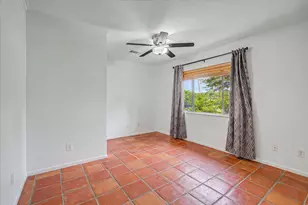 1730 Hillcrest St, Baytown, TX 77520 - Photo 24