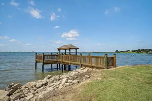 1730 Hillcrest St, Baytown, TX 77520 - Photo 40