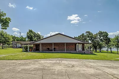 1730 Hillcrest Street, Baytown, TX 77520 - Photo 6