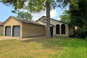 10511 Stormy Sky Dr, Houston, TX 77064 - Photo 2