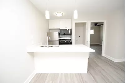 2515 Yoakum Boulevard #10, Houston, TX 77006 - Photo 4