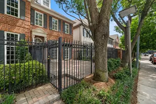 5136 Chevy Chase Dr, Houston, TX 77056 - Photo 1