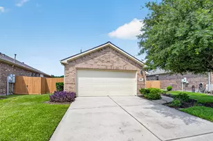 1604 Volterra Ln, League City, TX 77573 - Photo 2