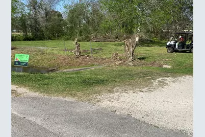 13023 Pleasant Valley Drive, Rosharon, TX 77583 - Photo 12