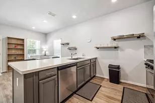 6913 New York St, Houston, TX 77021 - Photo 8