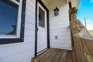 544 Buckskin Dr, Palacios, TX 77465 - Photo 10