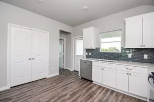 544 Buckskin Dr, Palacios, TX 77465 - Photo 28