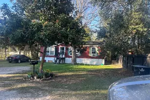 612 S 2nd St, Alvin, TX 77511 - Photo 8