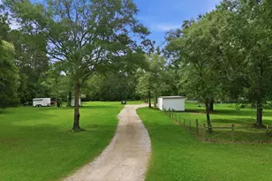 151 County Rd 2319, Dayton, TX 77535 - Photo 4