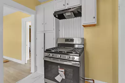 119 E Fayle Street, Baytown, TX 77520 - Photo 4