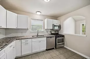 3530 Valerie Ln, Spring, TX 77380 - Photo 10