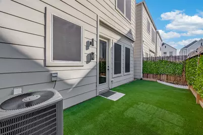 7707 Johanna Park Drive, Houston, TX 77055 - Photo 42