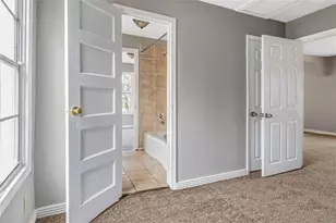 7214 W Knoll St, Houston, TX 77028 - Photo 12