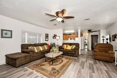 131 5th Street, San Leon, TX 77539 - Photo 12