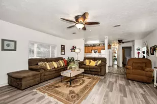 131 5th St, San Leon, TX 77539 - Photo 12