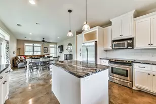 2607 County Rd 519, Brazoria, TX 77422 - Photo 12