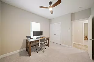 911 W 35th St, Houston, TX 77018 - Photo 32