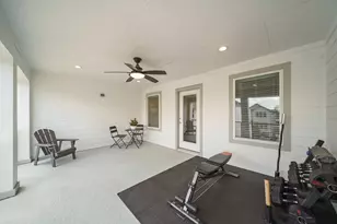 911 W 35th St, Houston, TX 77018 - Photo 44