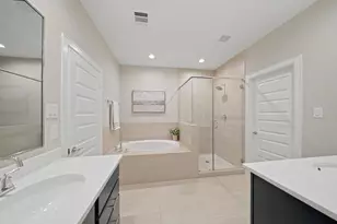911 W 35th St, Houston, TX 77018 - Photo 26
