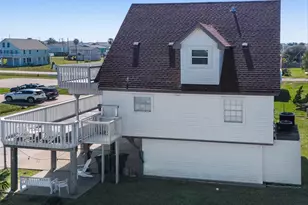 4022 Mason Dr, Galveston, TX 77554 - Photo 10