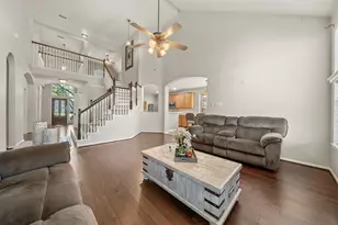 13711 Layton Hills Dr, Cypress, TX 77429 - Photo 16