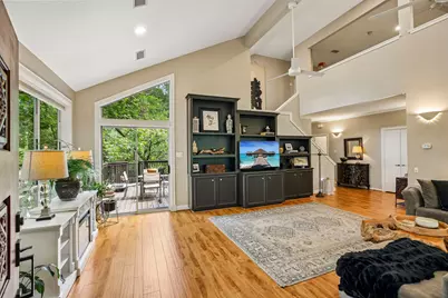 34 Highbush Court, The Woodlands, TX 77381 - Photo 4