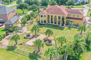 1026 Kings Forest Ln, Richmond, TX 77469 - Photo 2