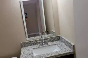 12123 Sharpview Dr, Houston, TX 77072 - Photo 6