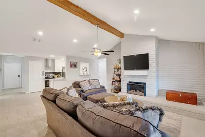 17115 Bougainvilla Lane, Friendswood, TX 77546 - Photo 12