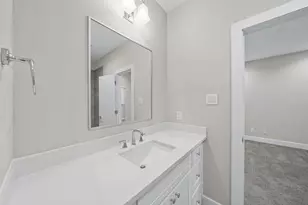 5902 Gardendale Dr, Houston, TX 77092 - Photo 20