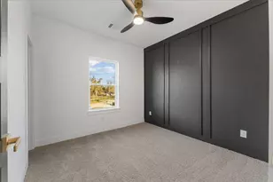 1010 Calvin Ave, Houston, TX 77088 - Photo 16