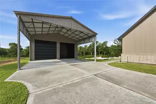 5024 Texana Dr, Baytown, TX 77523 - Photo 4