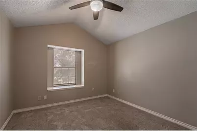 1228 Avenue O #B, Huntsville, TX 77340 - Photo 16